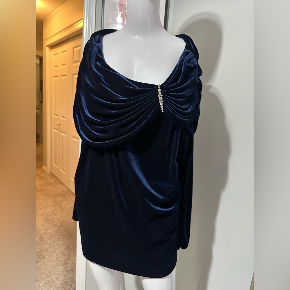 Laura Plus Petites Navy Velvet Draped Top with Rhinestone Detail – New - Picture 3 of 7